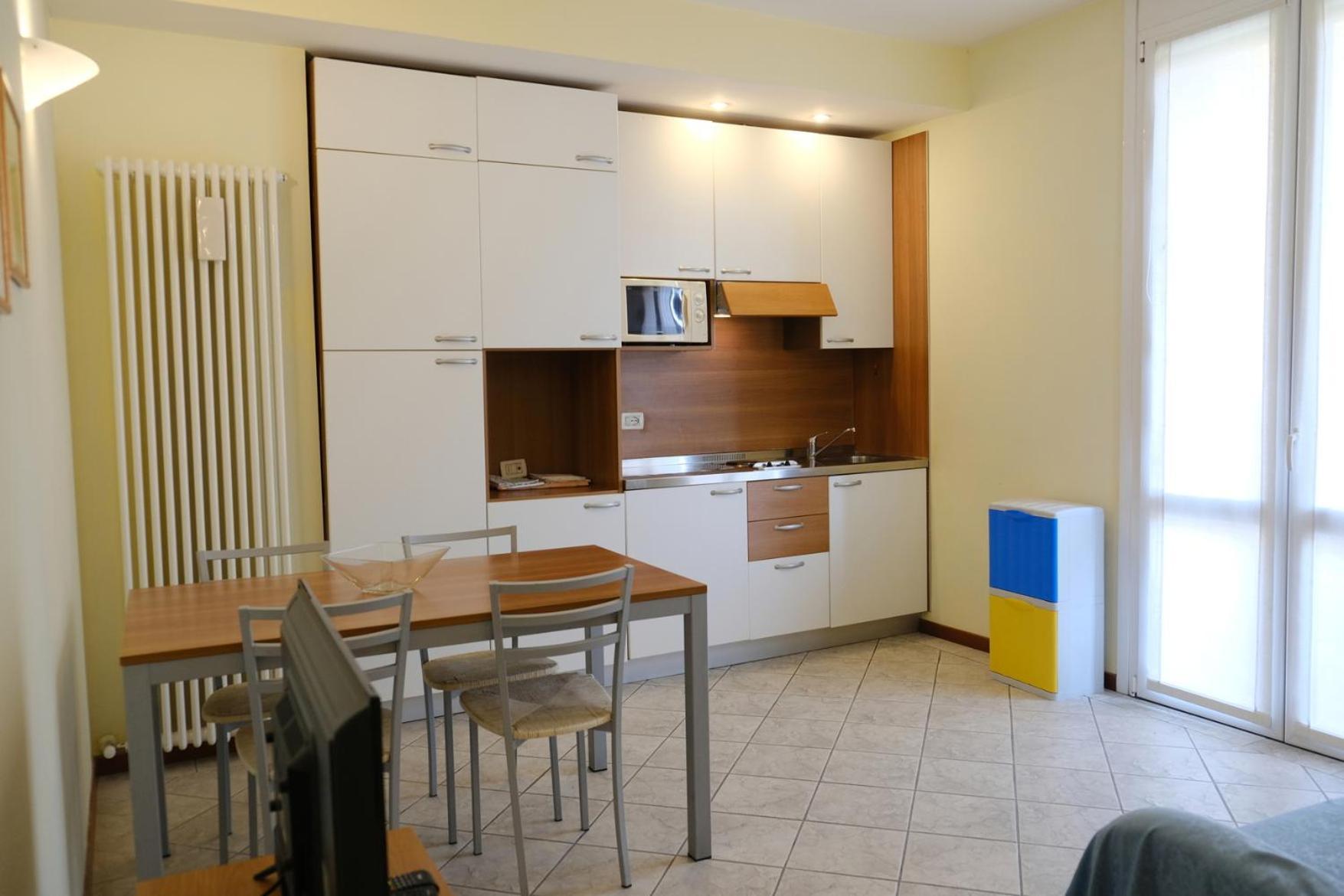 Residenza Carracci Aparthotel Bologna Bagian luar foto